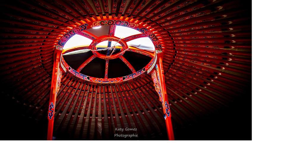 Village De Yourtes Beaussais Sur Mer エクステリア 写真